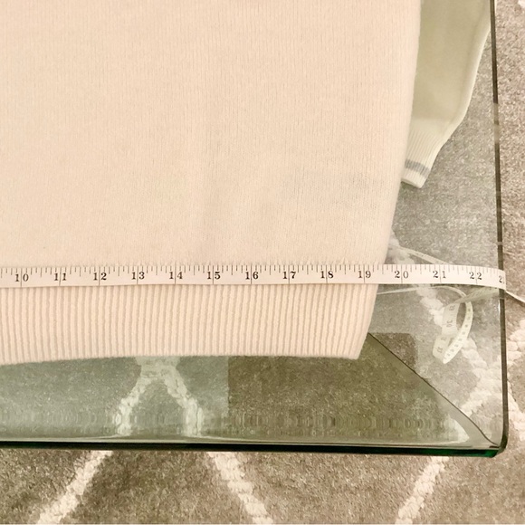 JW Anderson for Uniqlo Cream Sweater NWOT - Picture 6 of 8